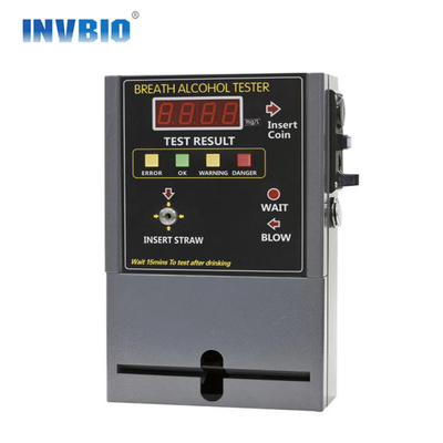 Batterien 3×AAA stecken Alkohol-Atem-Prüfvorrichtung Breathalyzer-Genauigkeit 103×65×27mm ein